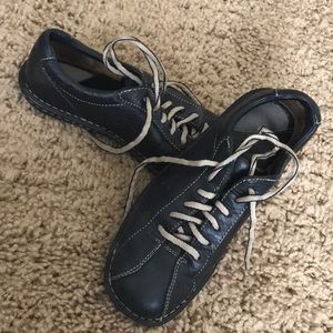 Born black lace up oxfords